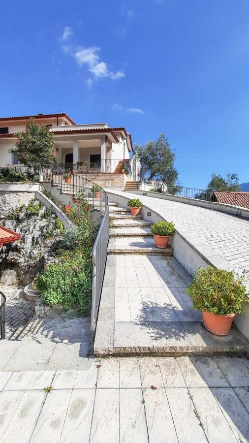 شقة Casa Elisabetta Shortlets Caposele المظهر الخارجي الصورة